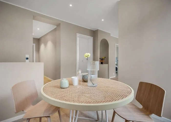 Apartamento Beautiful 3 Centrally Located In Sandviken