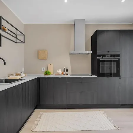 Apartament Beautiful 3 Centrally Located In Sandviken *